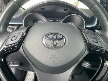 C-HR 2.0 Hybrid Team D *LED*ACC*CarPlay*CAM*SHZ*