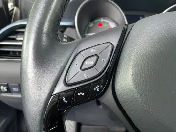 C-HR 2.0 Hybrid Team D *LED*ACC*CarPlay*CAM*SHZ*