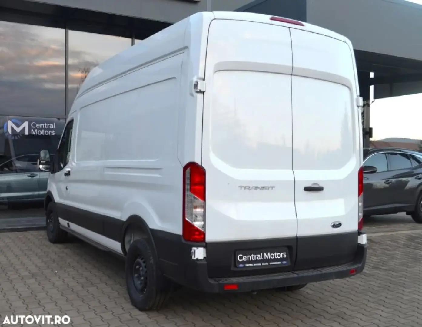 Ford Transit ICA 3 Van 350L (L3H2) Trend