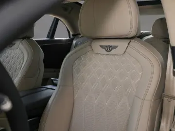 Flying Spur Azure V8