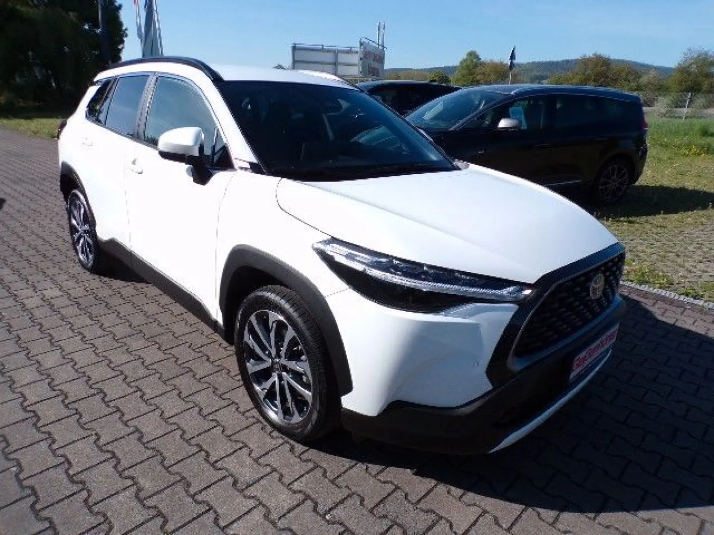 Corolla Cross 2.0 Hybrid AWDComfort Style Allrad