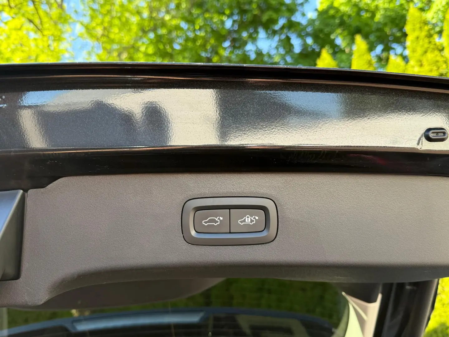 Lynk&Co 01 1.5 T Aut PHEV PANO+LED+NAVI+ACC+MEMO+SHZ+360