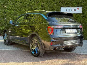Lynk&Co 01 1.5 T Aut PHEV PANO+LED+NAVI+ACC+MEMO+SHZ+360