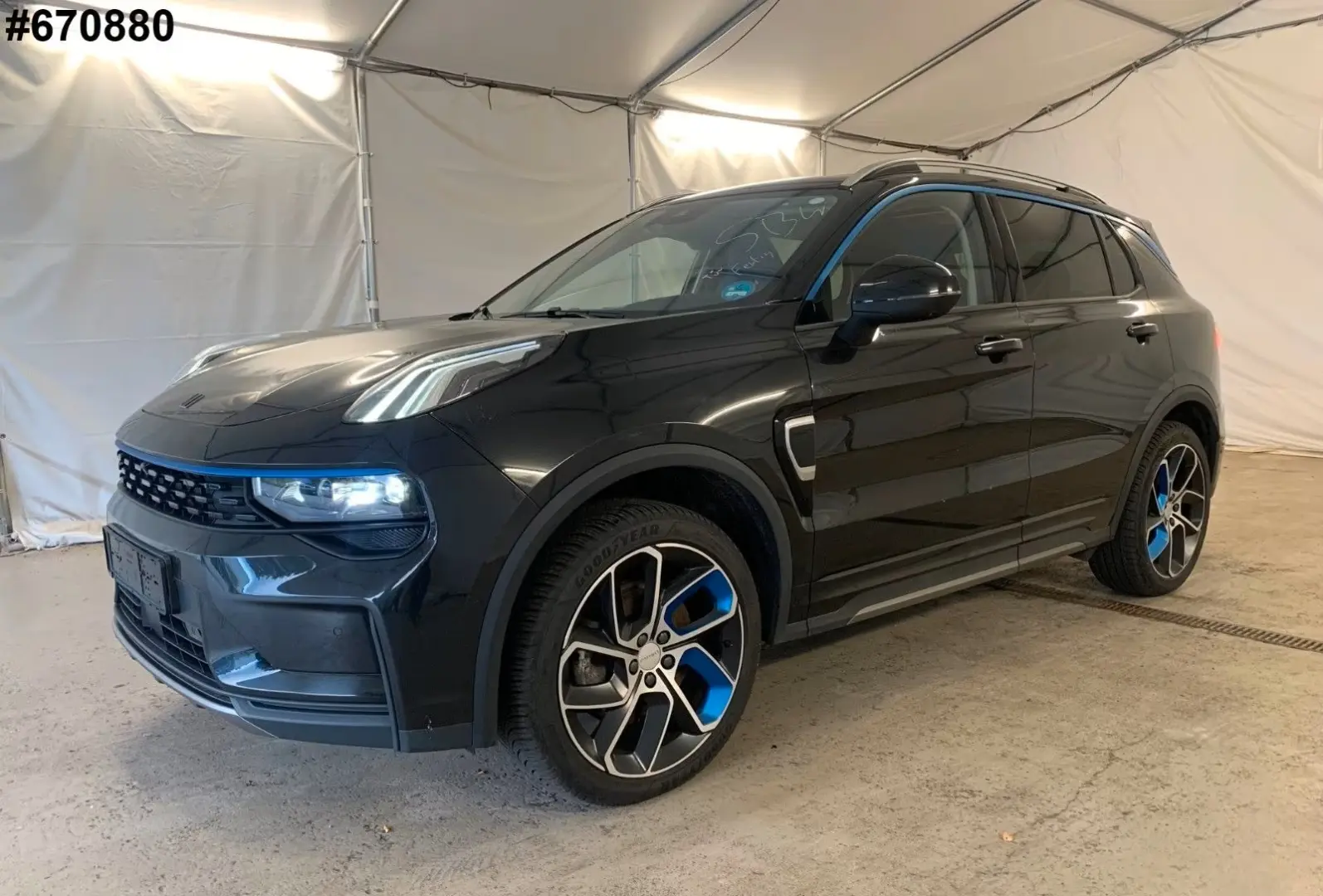 Lynk&Co 01 PHEV Pano ACC 20