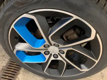 Lynk&Co 01 PHEV Pano ACC 20