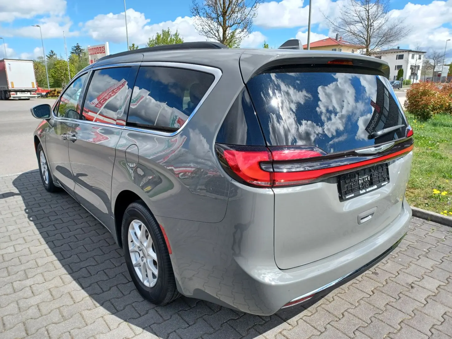 Pacifica.L-Plus.Facelift.7-Sitze.ACC.Memory.