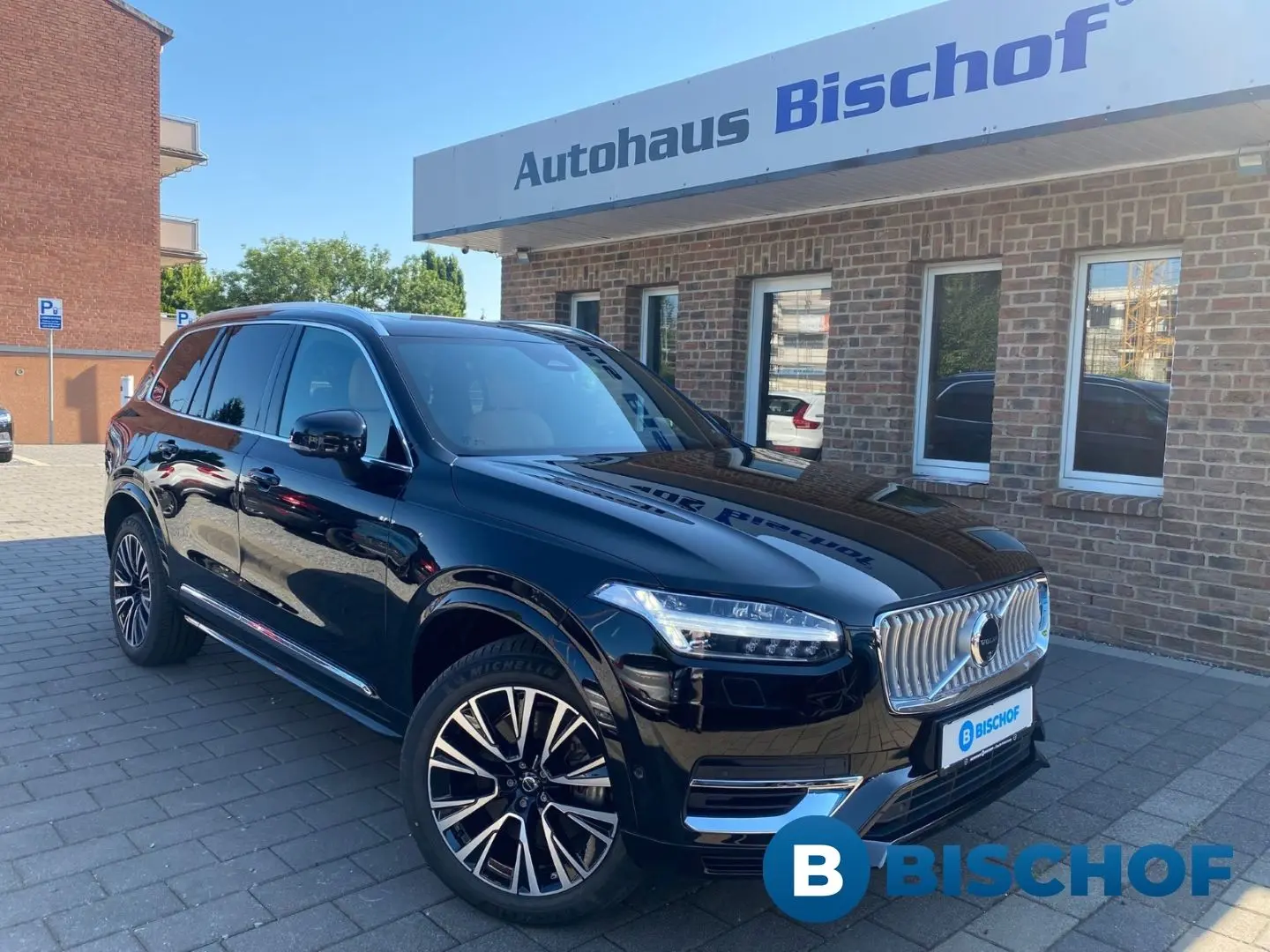 XC90 T8 Plus Bright AWD AHK 360 Pano Head-Up Bow