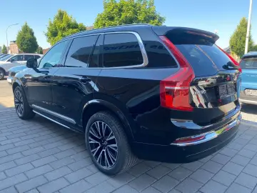 XC90 T8 Plus Bright AWD AHK 360 Pano Head-Up Bow