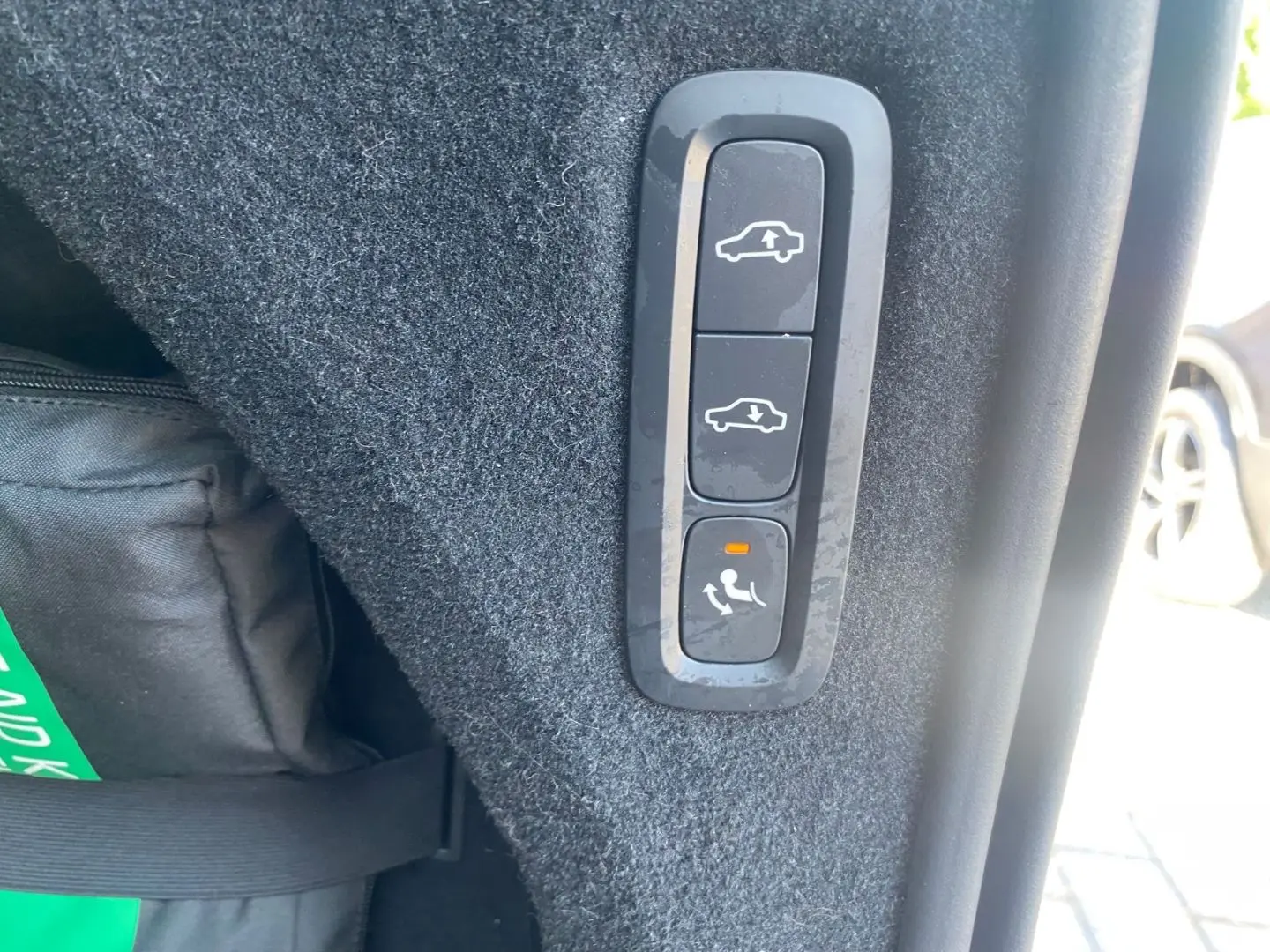 XC90 T8 Plus Bright AWD AHK 360 Pano Head-Up Bow