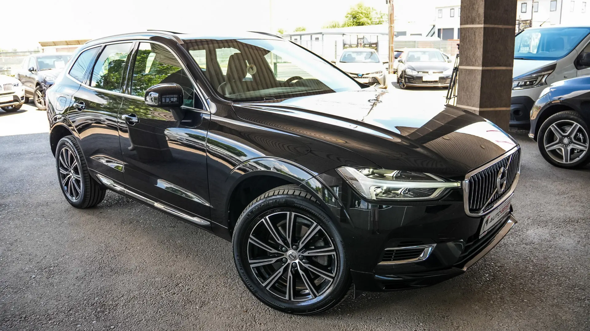 VOLVO XC60 T8