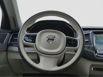 XC90+Recharge+T8+AWD+GT+Standhg+Lenkradhg+PilotA