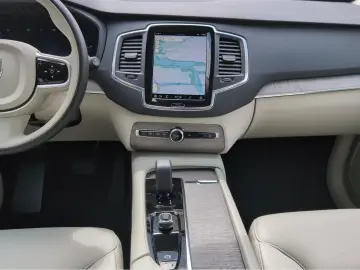 XC90+Recharge+T8+AWD+GT+Standhg+Lenkradhg+PilotA