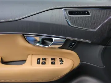 XC90 T8 Recharge Inscription Edition *360*Nappa*