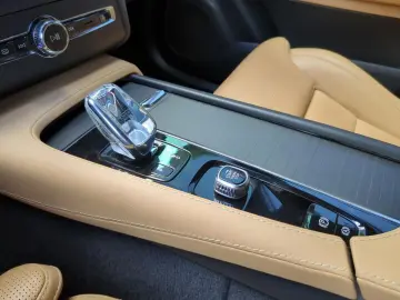 XC90 T8 Recharge Inscription Edition *360*Nappa*