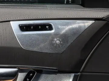 XC90 T8 AWD Plus Bright NP:106.180,-//FOUR-C/AHK