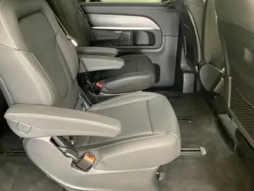 V 300 d Avantgarde Edition AMG AIRMATIC/AHK2,5t