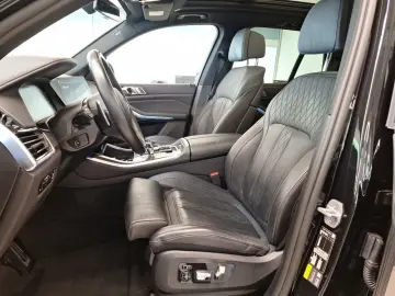 X5 xDrive45e M Sport Laser DA PA+ Pano KomfSitze