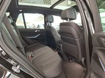 X5 xDrive45e M Sport Laser DA PA+ Pano KomfSitze