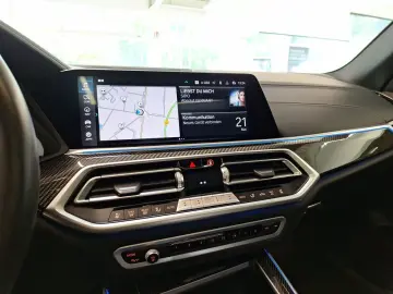 X5 xDrive45e M Sport Laser DA PA+ Pano KomfSitze
