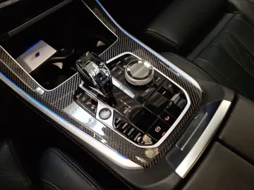 X5 xDrive45e M Sport Laser DA PA+ Pano KomfSitze