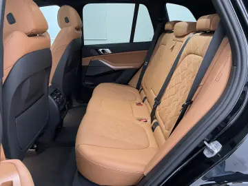 X5 xDrive40d M PAKET/HEAD-UP/AHK/STANDHEIZUNG/HA