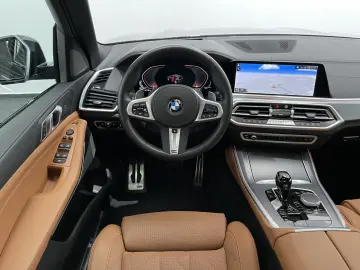X5 xDrive40d M PAKET/HEAD-UP/AHK/STANDHEIZUNG/HA
