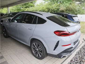 X6 30 d, M-Sport, DriveAssPro, ParkAssPro, Stand