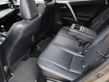 Toyota RAV4 2.5 VVT-i HSD 4x4 Luxury