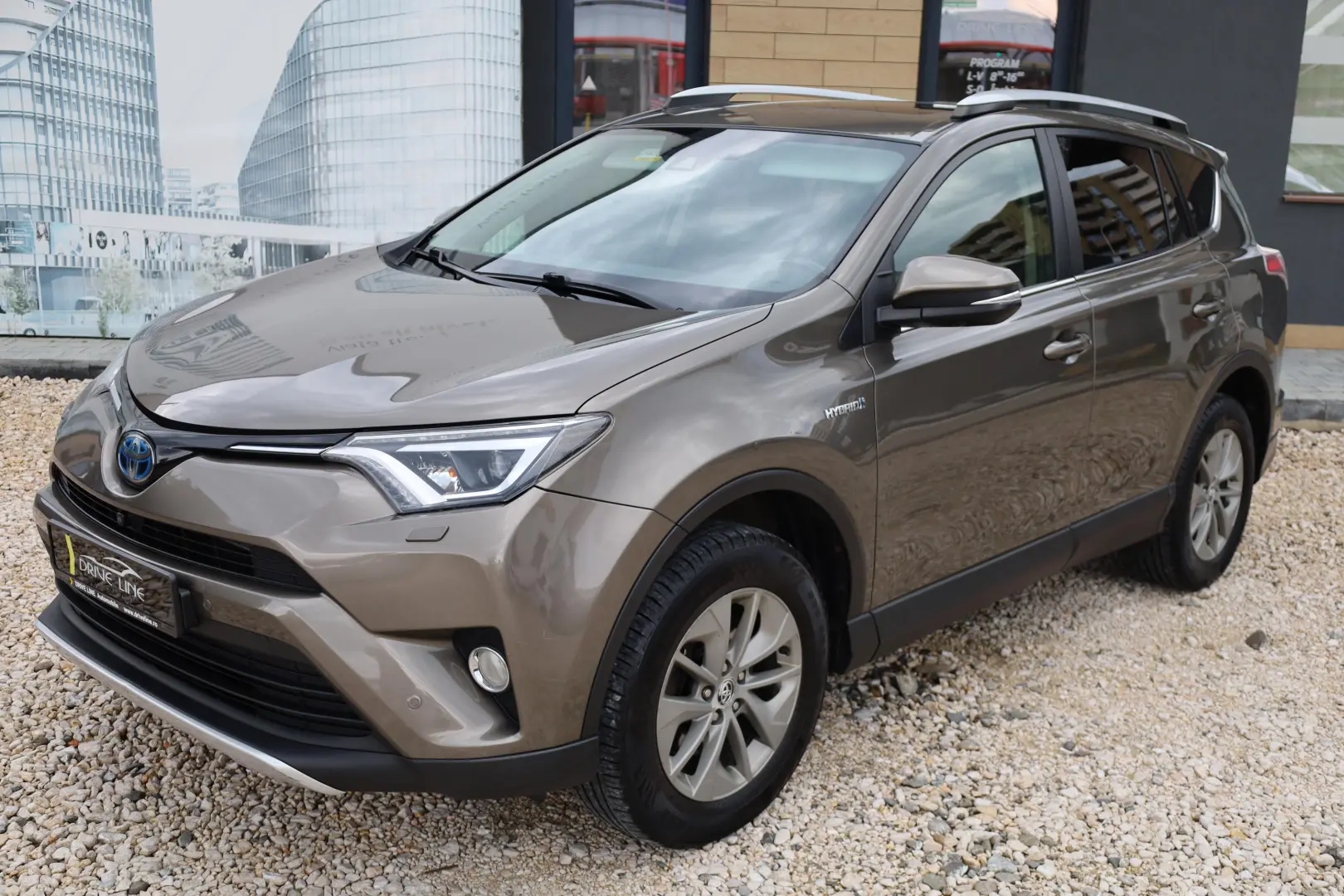 Toyota RAV4 2.5 VVT-i HSD 4x4 Luxury