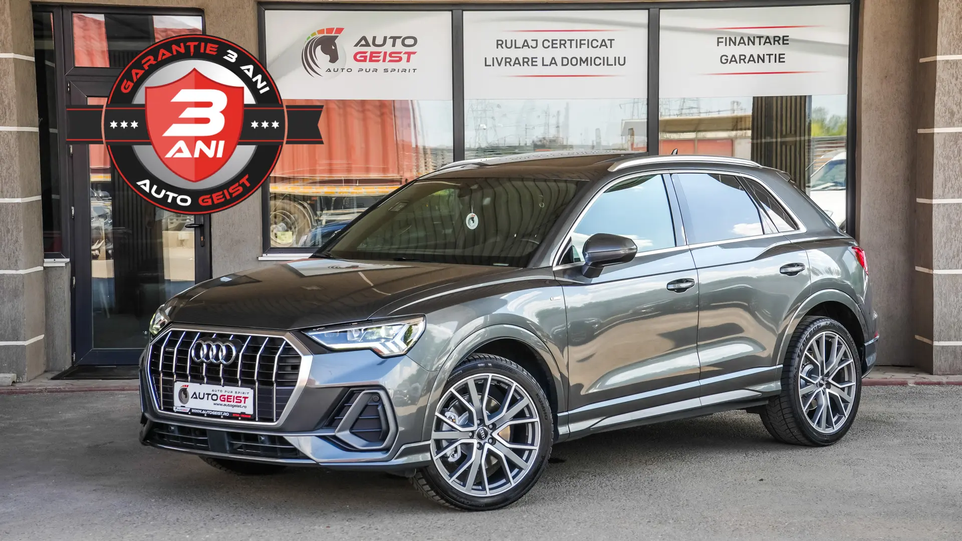 AUDI Q3 40 2.0TFSI S LINE