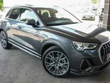 AUDI Q3 40 2.0TFSI S LINE