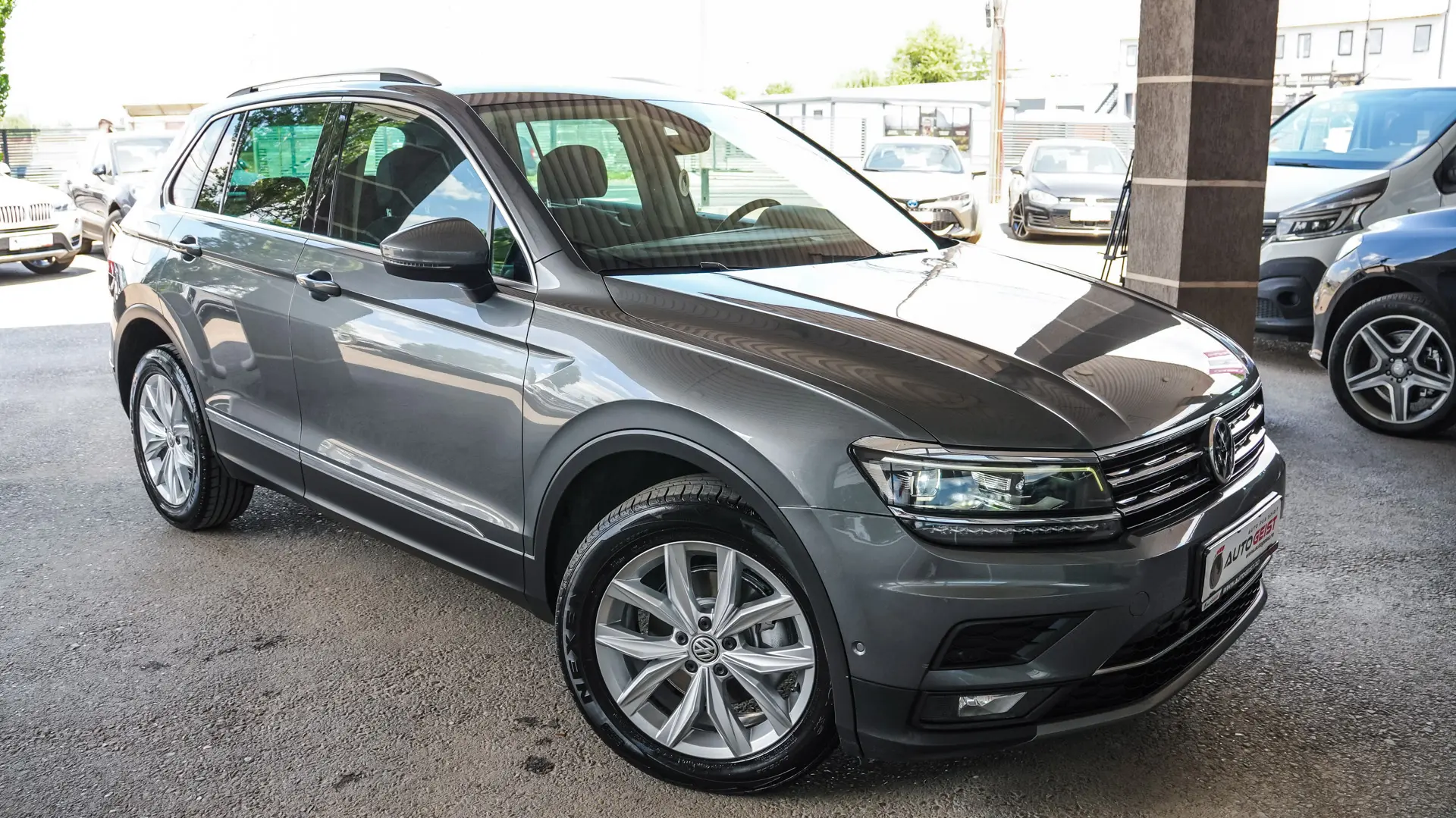 VW TIGUAN