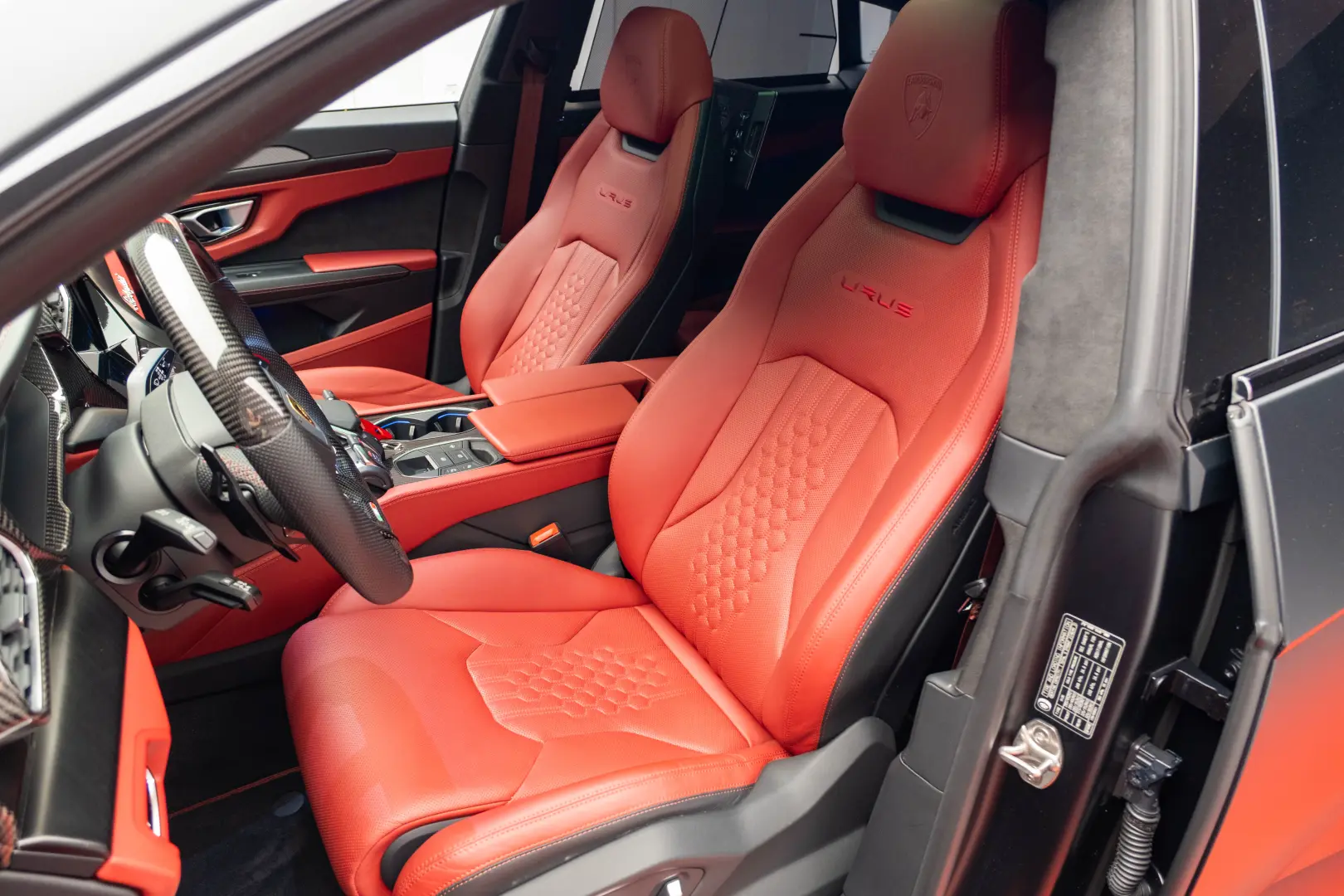 Lamborghini Urus S / Garantie / Leasing