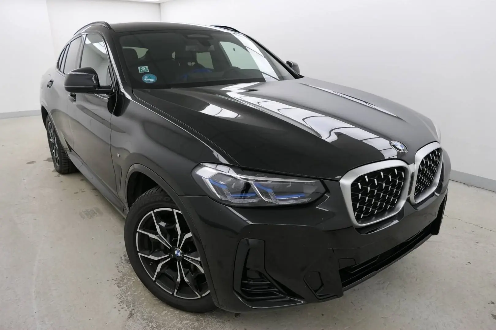X4 xDrive30i M SPORTPAKET+AHK+HEAD UP+DR.ASS.PRO