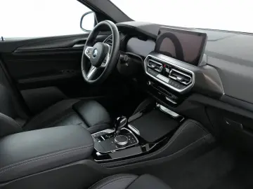 X4 xDrive30i M SPORTPAKET+AHK+HEAD UP+DR.ASS.PRO