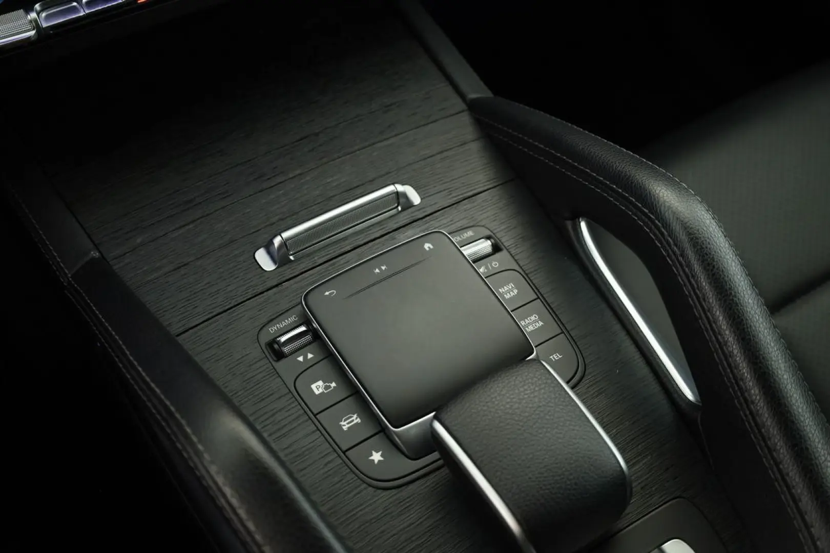 GLE 400 d 4M Coupé AMG AIRMATIC Pano Kam AHK 22