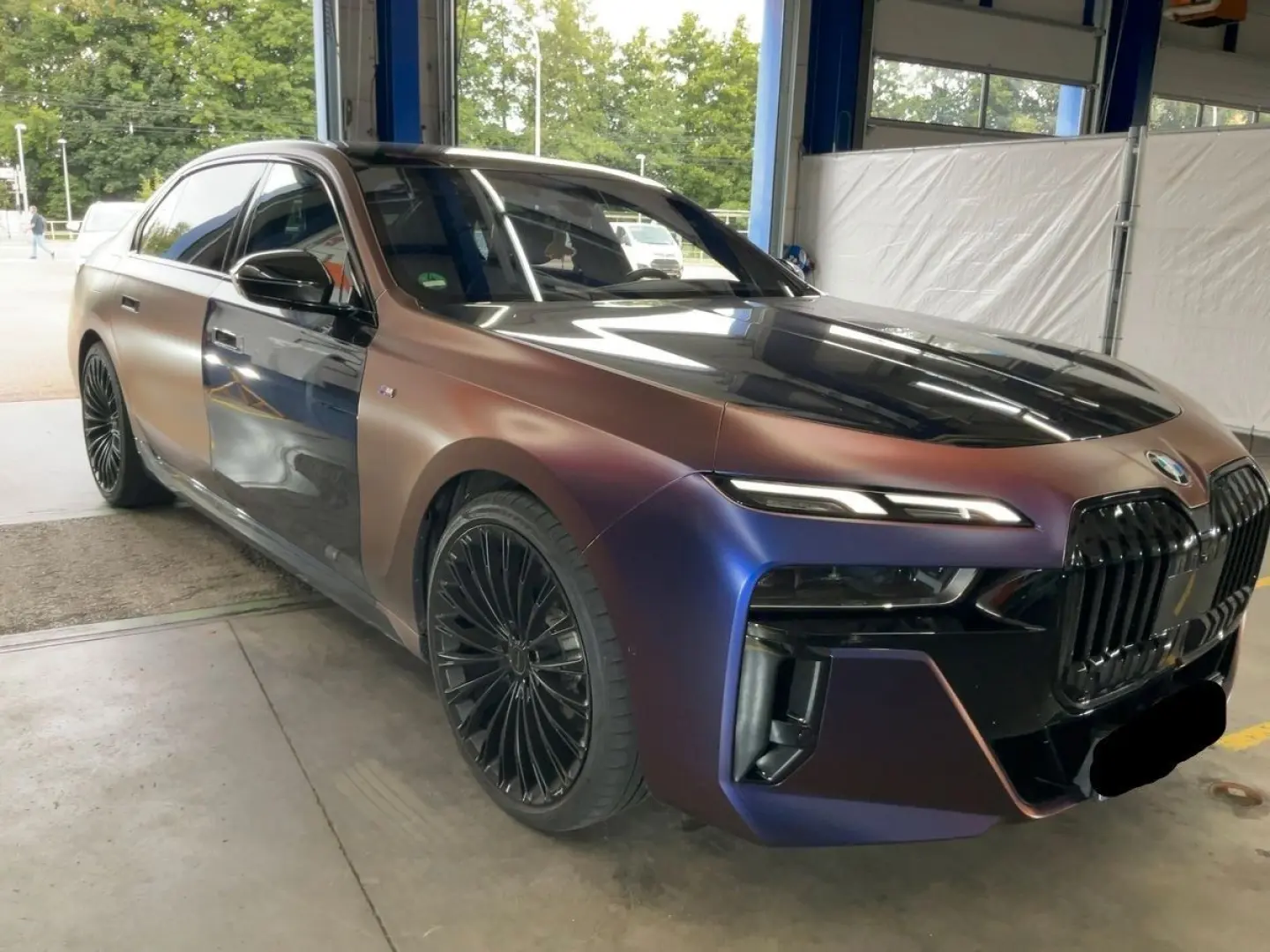 740d xDrive M Sport Pro B&W PANO HUD STANDHEIZUN