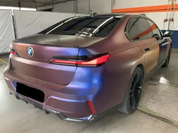 740d xDrive M Sport Pro B&W PANO HUD STANDHEIZUN