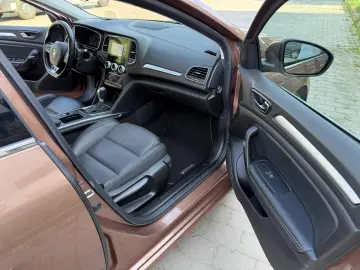 Renault Megane TCe GPF EDC Intens