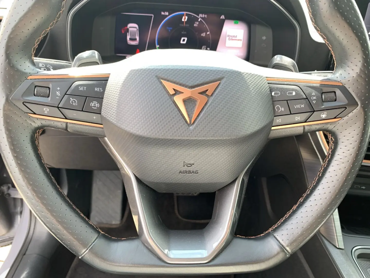 Formentor 1.4 eHybrid KAMERA LED SITZHZ LM18