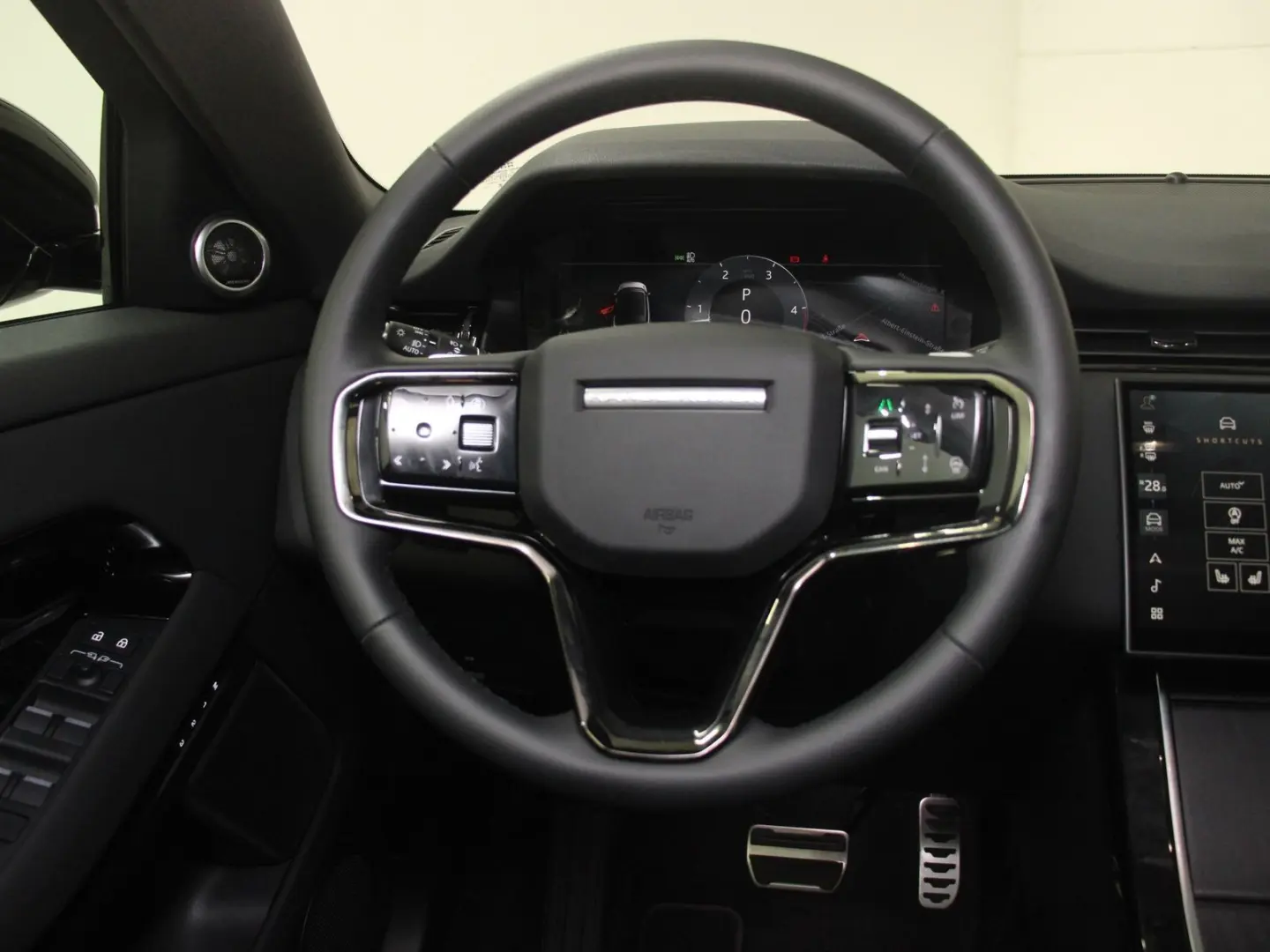Range Rover Evoque D200 Dynamic SE AHK Black Pac