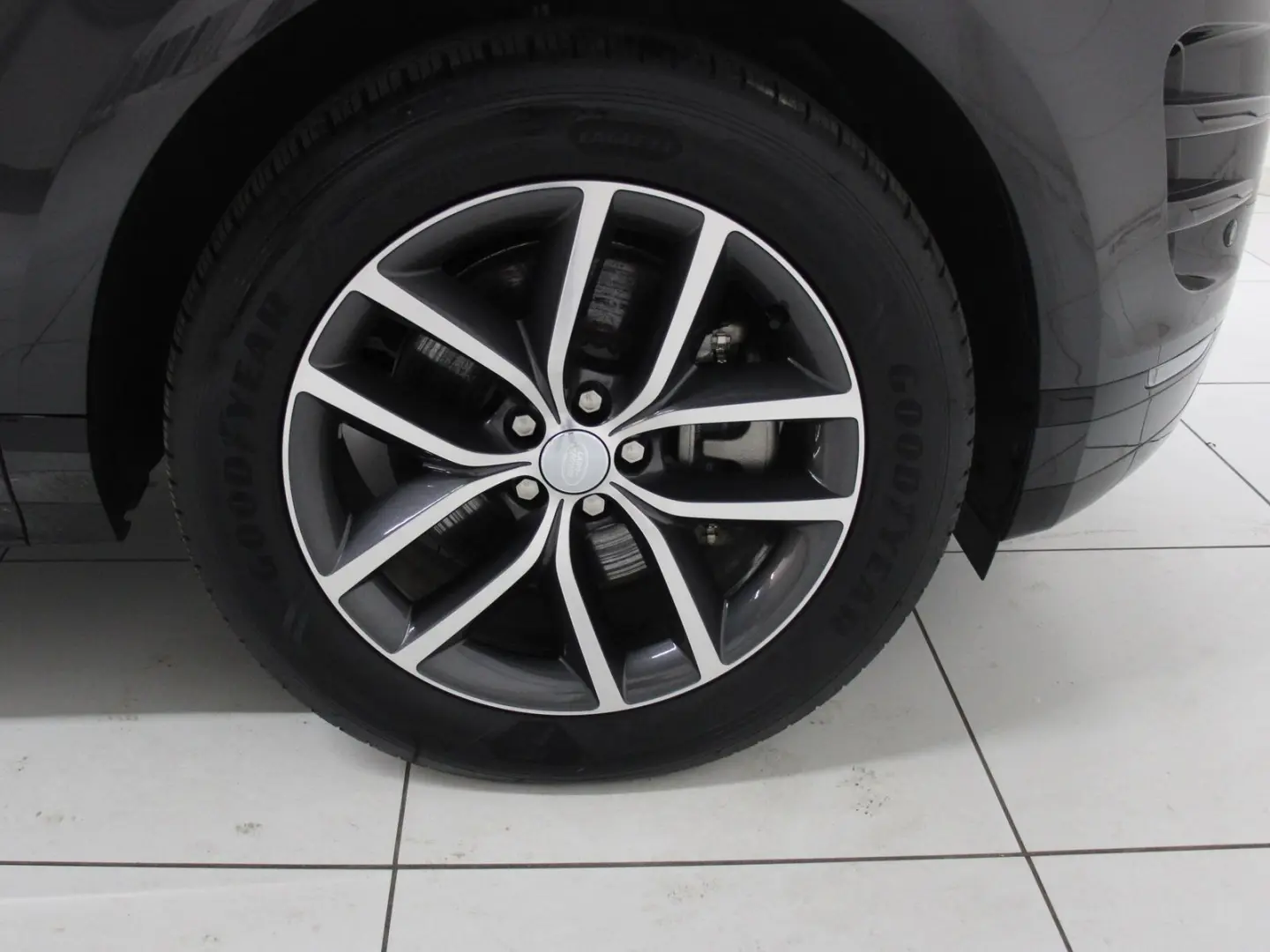 Range Rover Evoque D200 Dynamic SE AHK Black Pac
