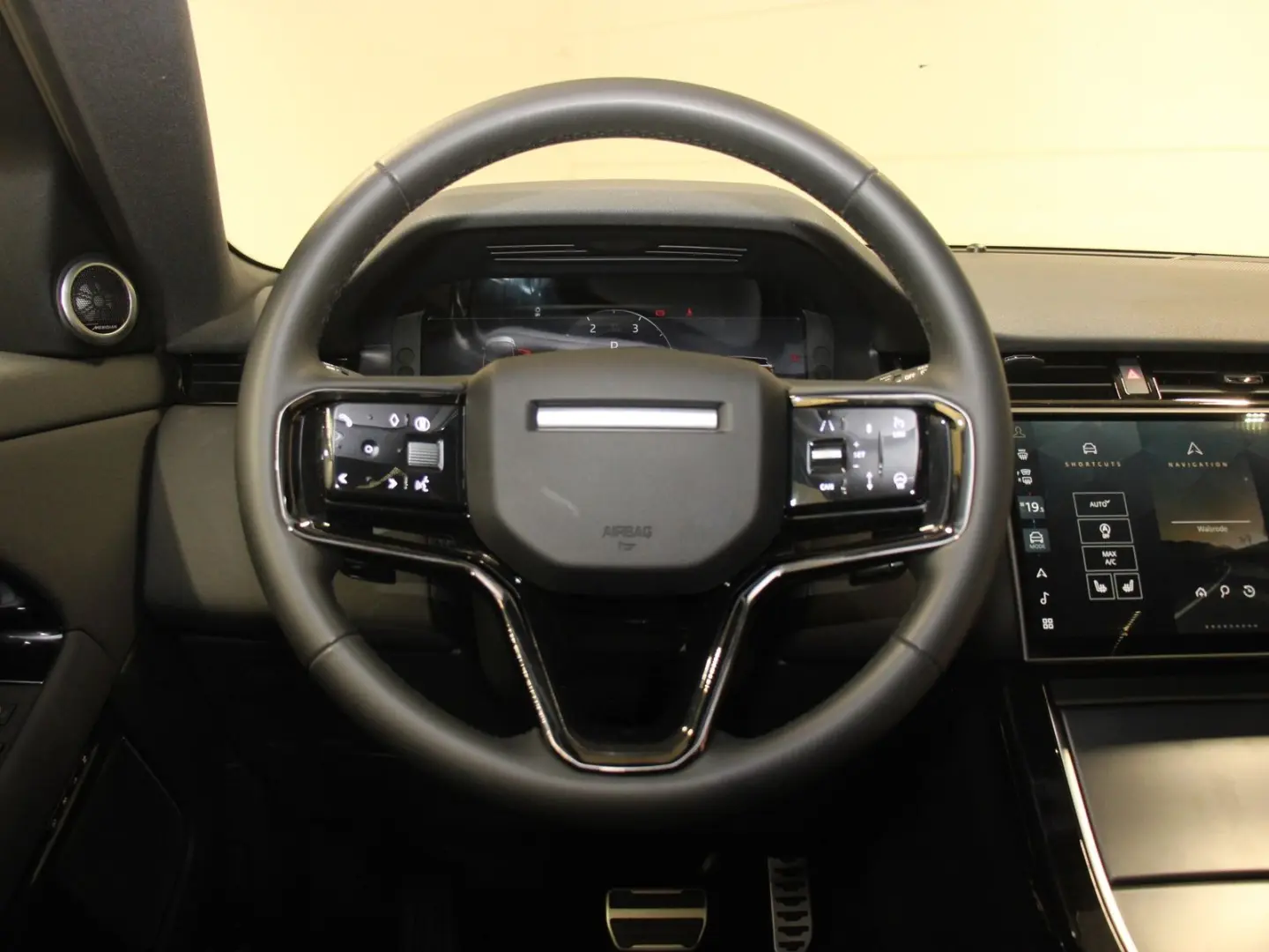 Range Rover Evoque D200 Dynamic SE Pano Black Pa