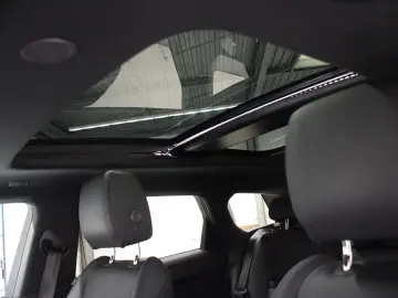 Range Rover Evoque D200 Dynamic SE Pano Black Pa