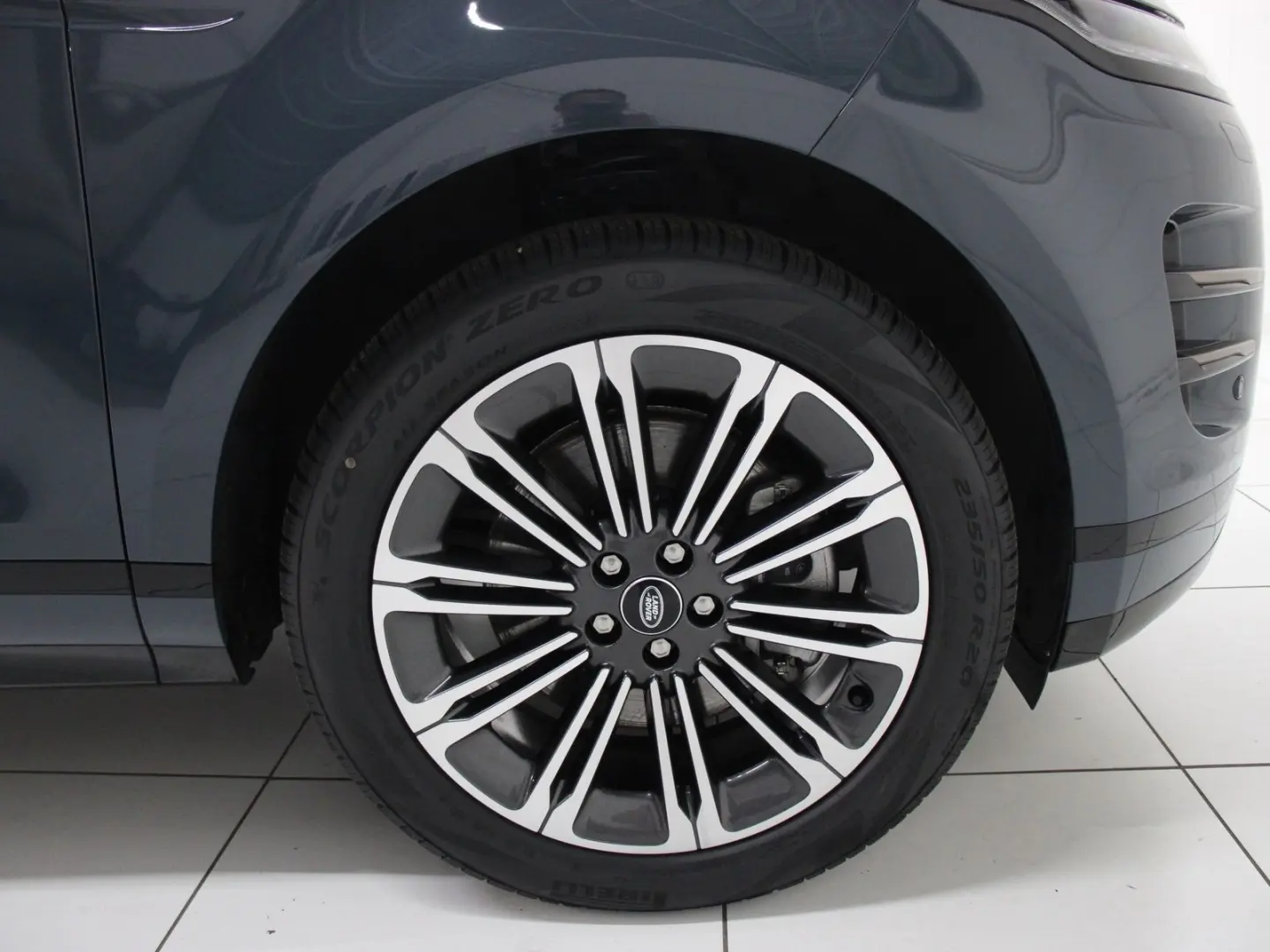 Range Rover Evoque D200 Dynamic HSE Pano Winter 