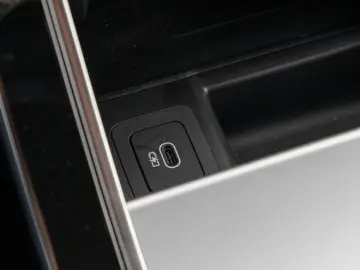 Range Rover Evoque D200 S