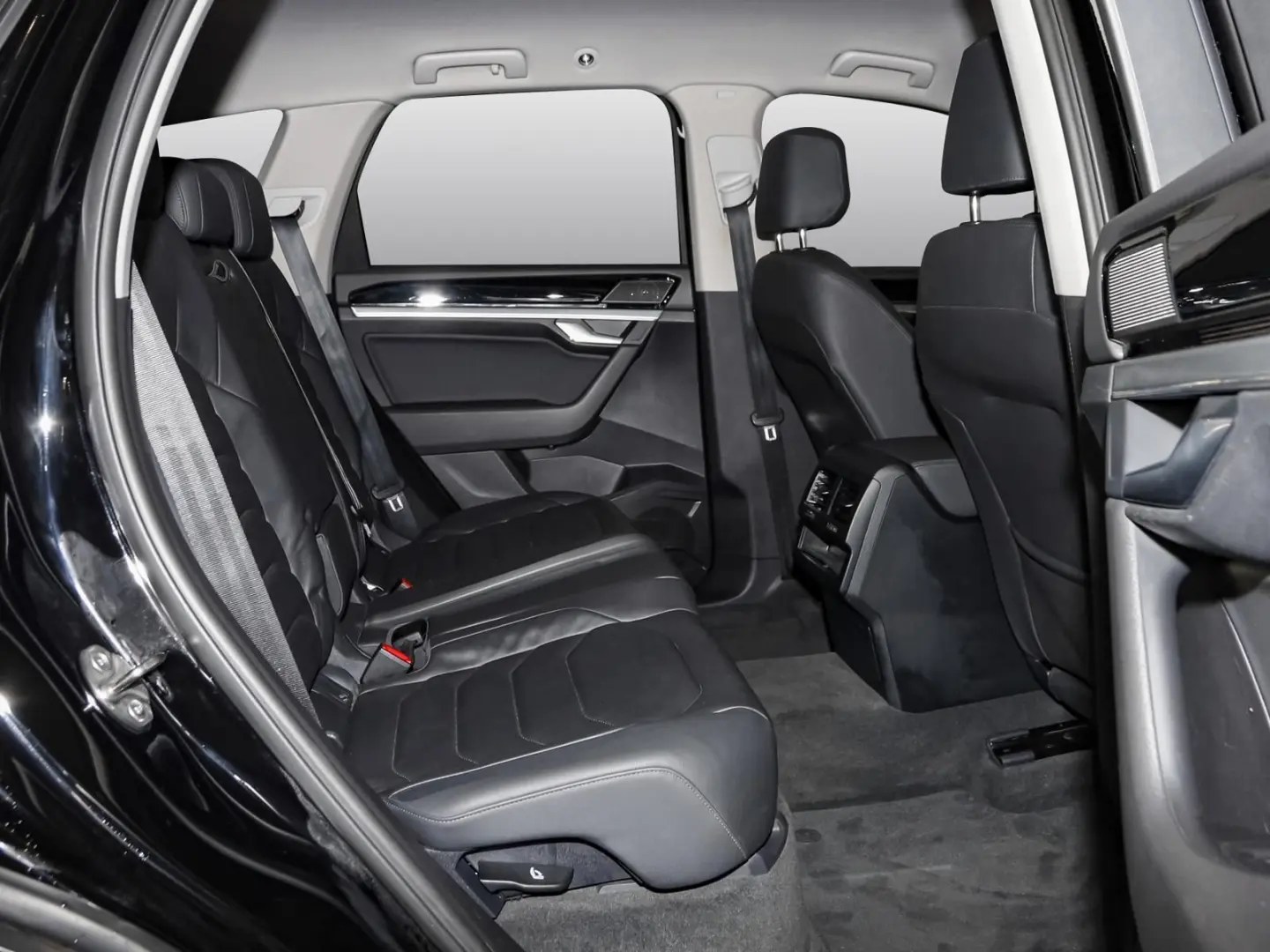 Touareg 3.0 V6 TDI Elegance NAVI SHZ PDC KLIMA B