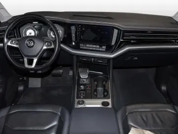 Touareg 3.0 V6 TDI Elegance NAVI SHZ PDC KLIMA B
