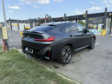 BMW X4 M40