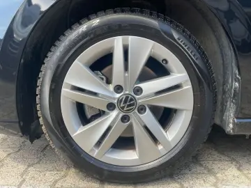 VW Golf 8 Life eTSI | Benzină, Automat, LED, Navi